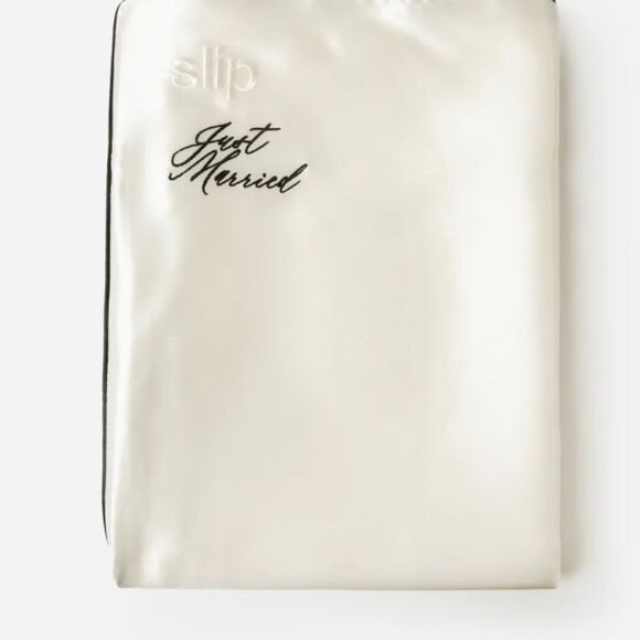 Slip Just Married Queen Pillowcase Duo - Picture 7 of 14